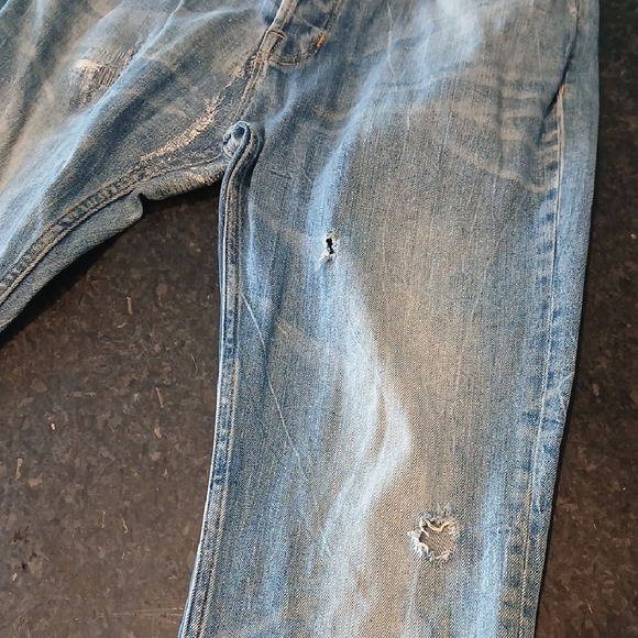 Distressed Blue Jeans - Picture 8 of 10